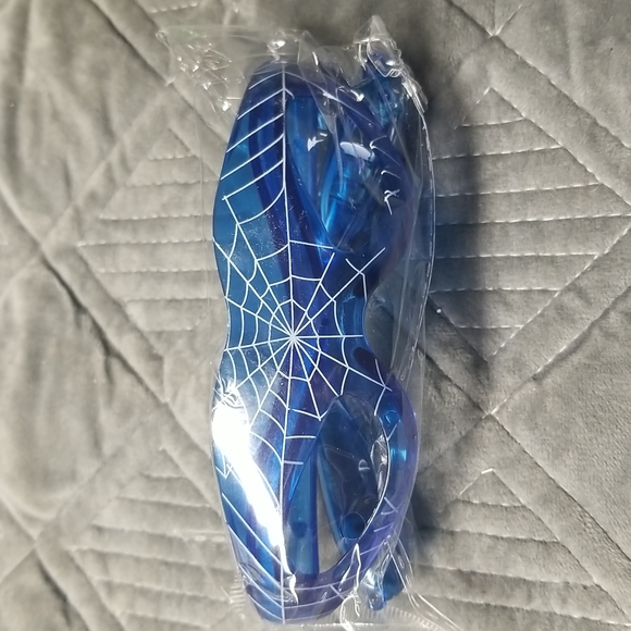 Spiderman Glasses light up with 3 different speeds - Picture 4 of 5